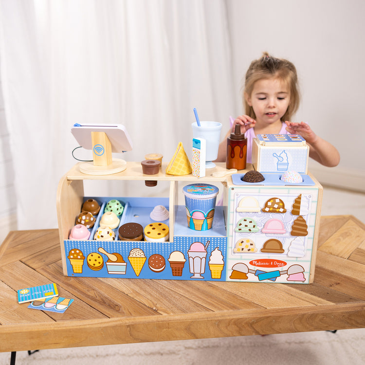 Melissa & Doug Toy Spotlight Cool Scoops Ice Creamery blog post