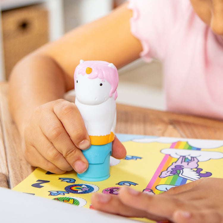 Melissa & Doug On The Road with Top Travel Toys for Kids This Spring blog post
