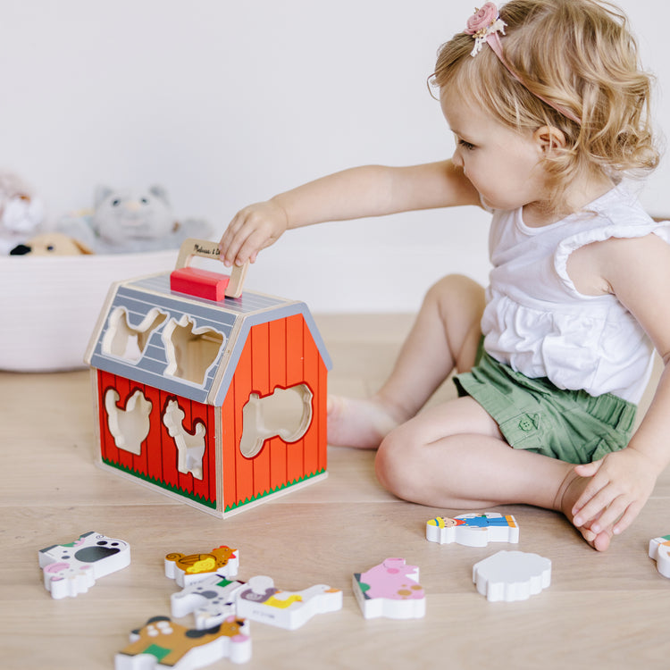 Take-Along Sorting Barn