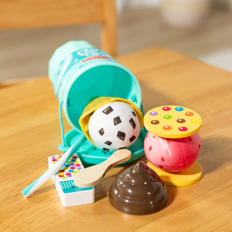 Play to Go Ice Cream Play Set