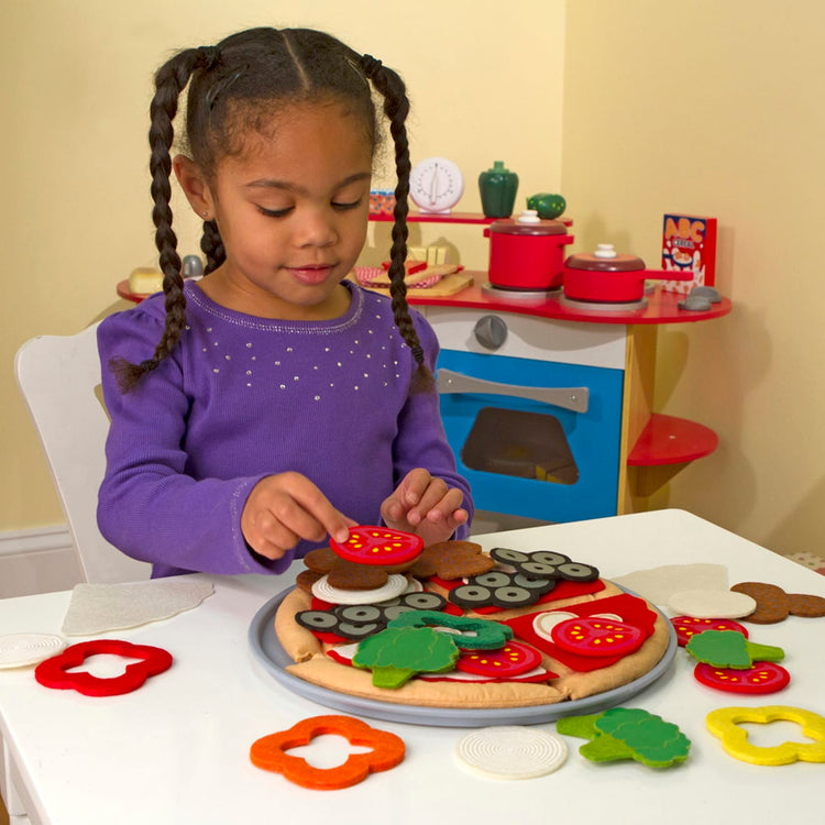 Melissa & Doug Felt Food Mix 'n Match Pizza Play Food Set (40 pcs)