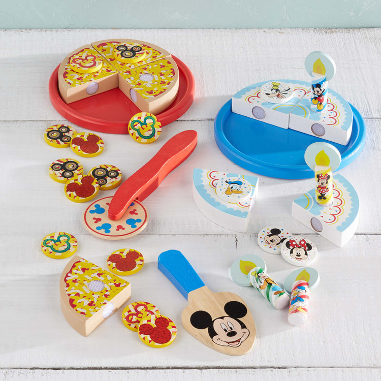 the Melissa & Doug Mickey Mouse Wooden Pizza and Birthday Cake Set (32 pcs) - Play Food