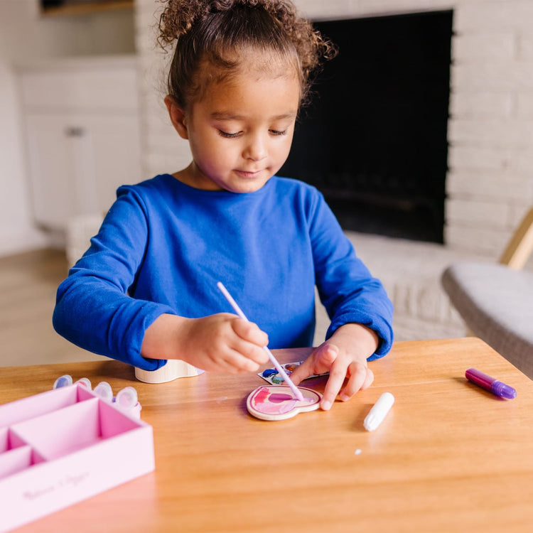 The front of the box for the Melissa & Doug Decorate-Your-Own Wooden Heart Box Craft Kit