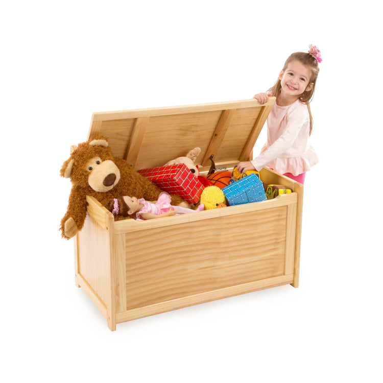 the Melissa & Doug Wooden Toy Chest (Honey)